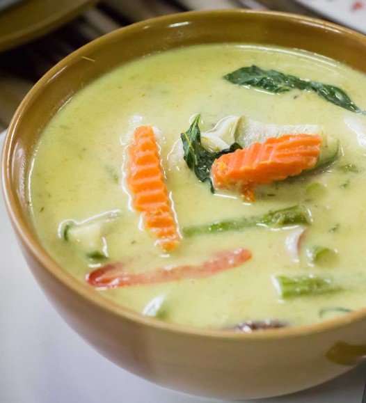 An Herb-Packed Green Curry Recipe