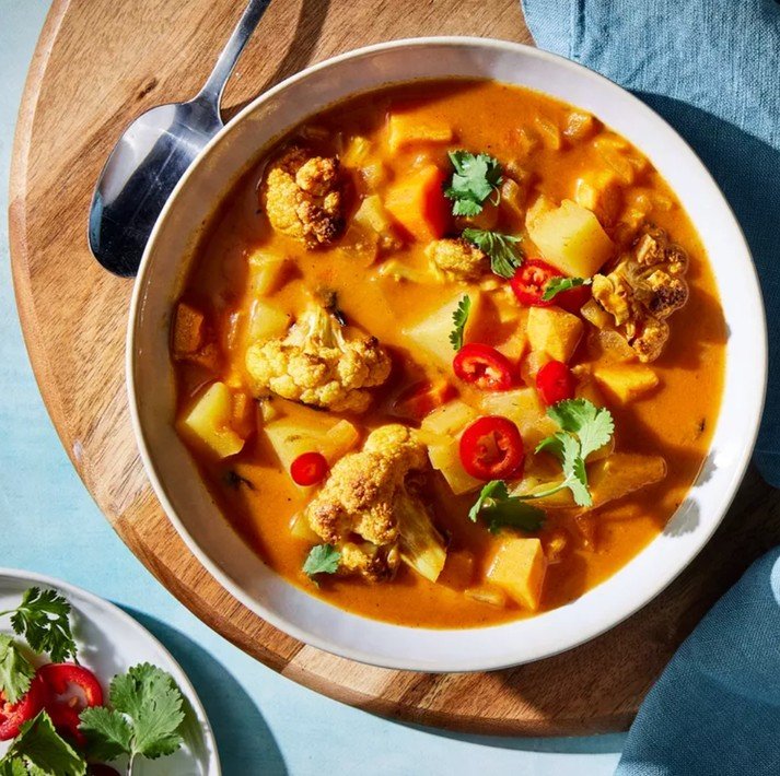 Roasted Cauliflower & Potato Curry Soup
